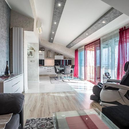 Apartment Alduk Spalato Esterno foto